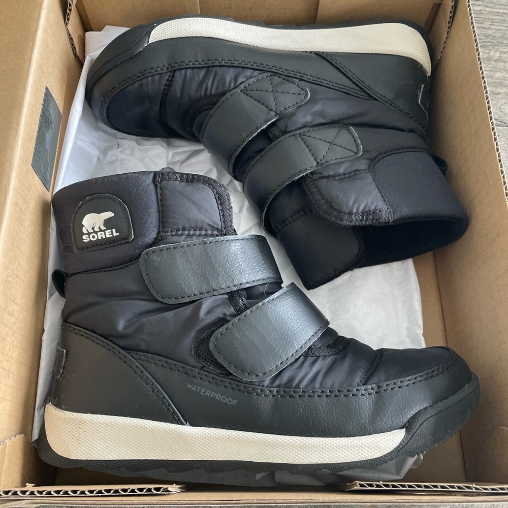 Boys SOREL whitney ll strap wp boot
